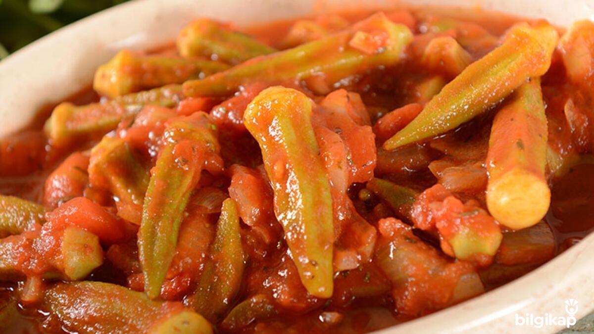 Tavuklu Bamya Tarifi  Et Yemekleri Tavuk Yemekleri